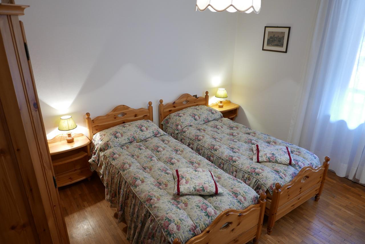 Hotel Fiames Cortina dʼAmpezzo Exteriör bild
