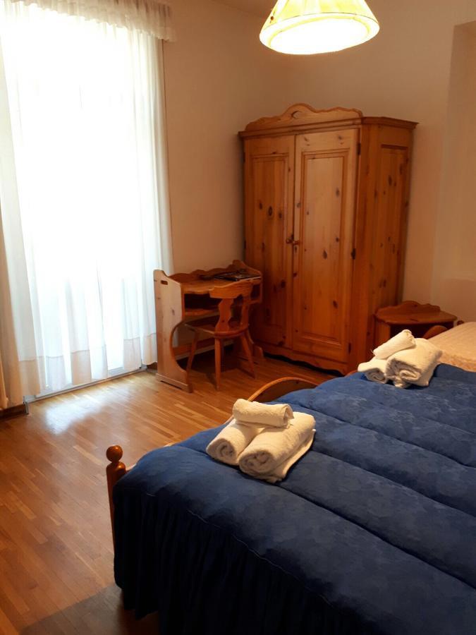 Hotel Fiames Cortina dʼAmpezzo Exteriör bild